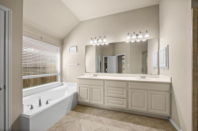 25911 Riverside Creek Drive, Richmond, TX 77406