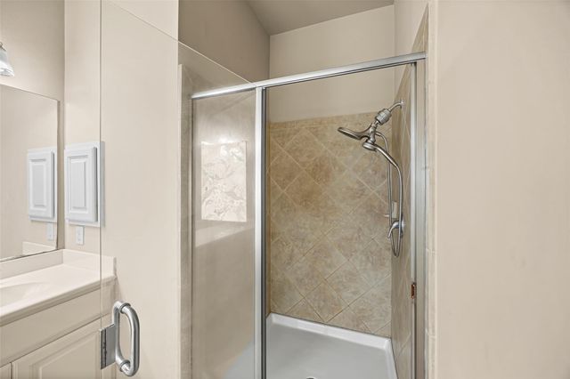 25911 Riverside Creek Drive, Richmond, TX 77406