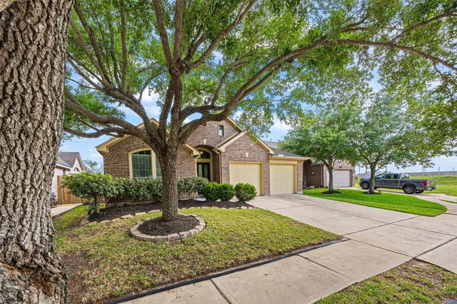 25911 Riverside Creek Drive, Richmond, TX 77406