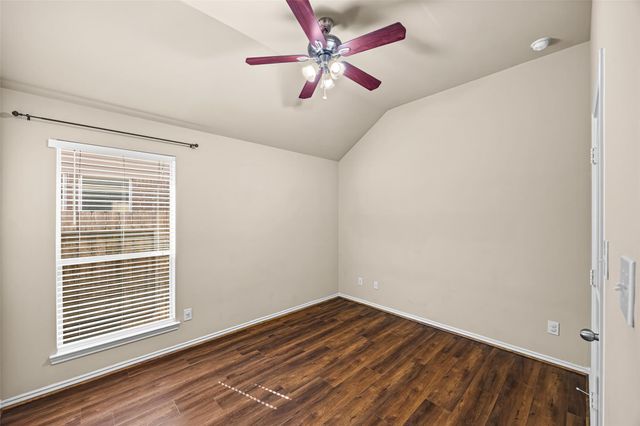 25911 Riverside Creek Drive, Richmond, TX 77406