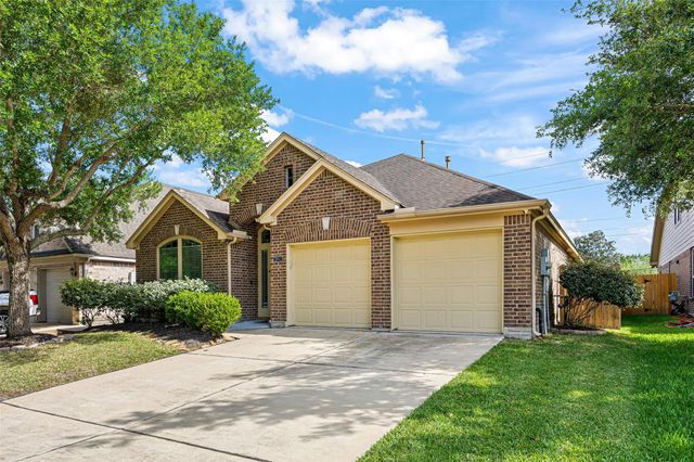 25911 Riverside Creek Drive, Richmond, TX 77406