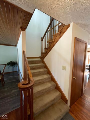 9840 Cove Court, Evansville, IN 47711