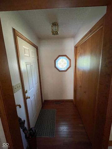 9840 Cove Court, Evansville, IN 47711