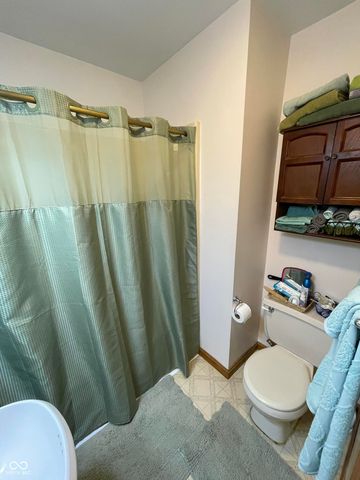 9840 Cove Court, Evansville, IN 47711