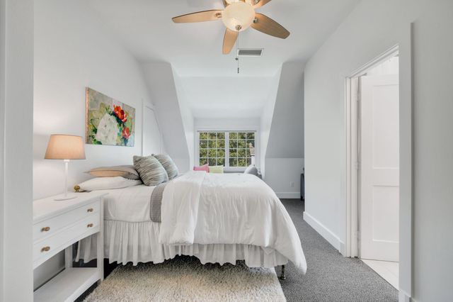 6826 Lakeshore Drive, Dallas, TX 75214