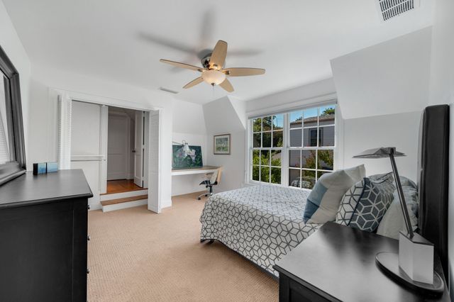 6826 Lakeshore Drive, Dallas, TX 75214