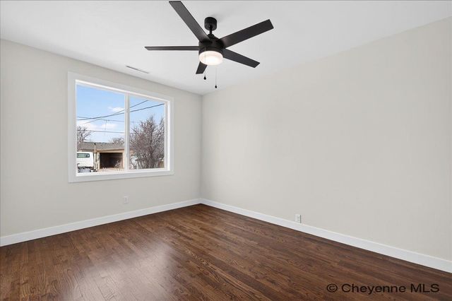 2008 E 17TH ST, Cheyenne, WY 82001