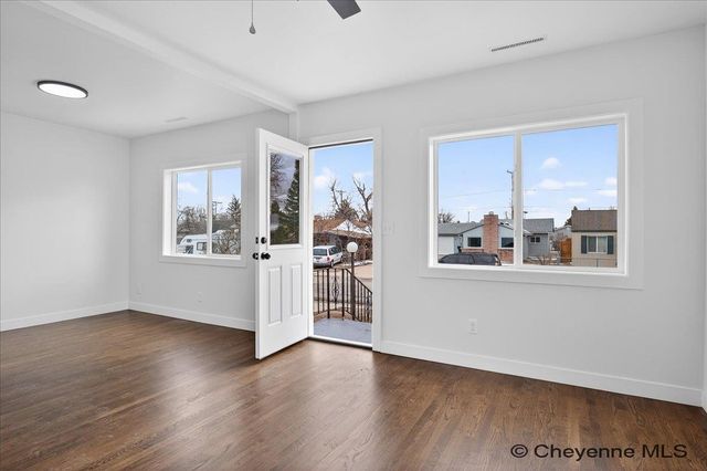 2008 E 17TH ST, Cheyenne, WY 82001