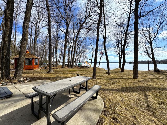 10532 Jurgen Nash Drive, Garrison, MN 56450