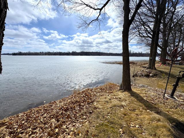 10532 Jurgen Nash Drive, Garrison, MN 56450