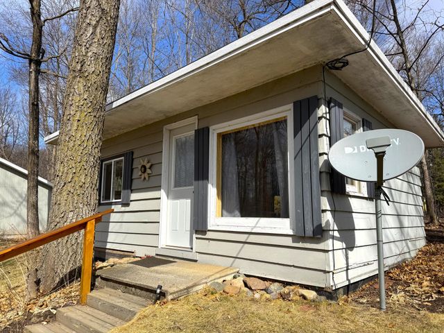 10532 Jurgen Nash Drive, Garrison, MN 56450