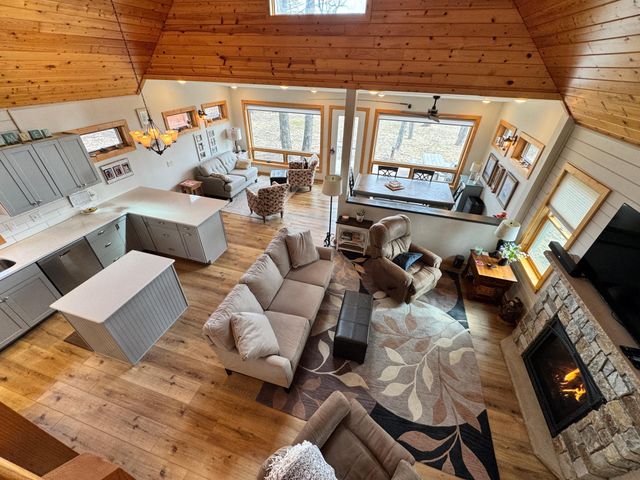 10532 Jurgen Nash Drive, Garrison, MN 56450