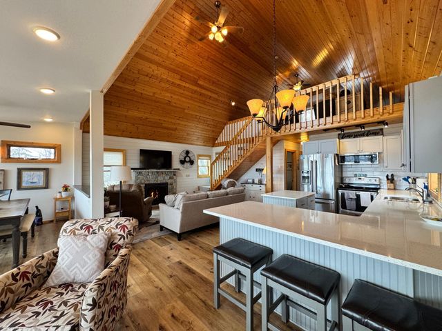 10532 Jurgen Nash Drive, Garrison, MN 56450