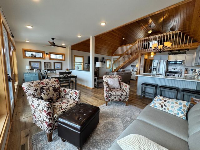 10532 Jurgen Nash Drive, Garrison, MN 56450