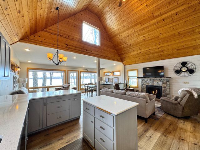 10532 Jurgen Nash Drive, Garrison, MN 56450