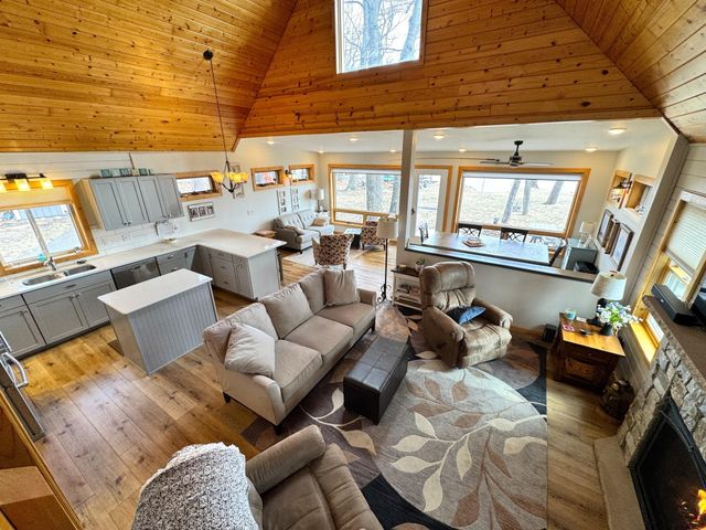 10532 Jurgen Nash Drive, Garrison, MN 56450