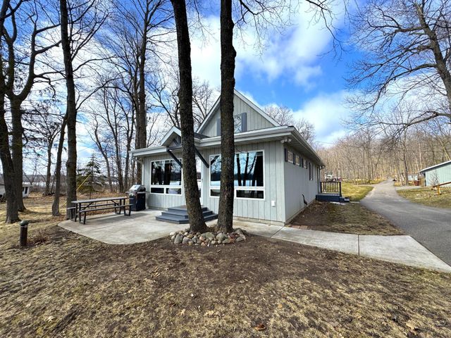 10532 Jurgen Nash Drive, Garrison, MN 56450