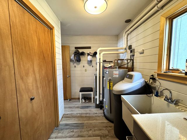 10532 Jurgen Nash Drive, Garrison, MN 56450