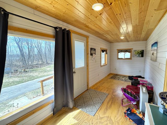 10532 Jurgen Nash Drive, Garrison, MN 56450