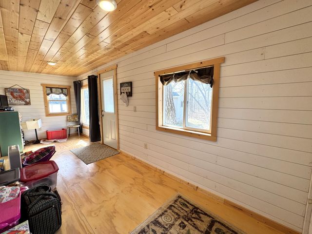 10532 Jurgen Nash Drive, Garrison, MN 56450