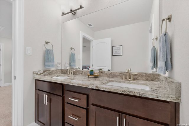 15230 Comanche Mist, San Antonio, TX 78233