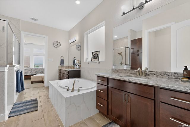 15230 Comanche Mist, San Antonio, TX 78233