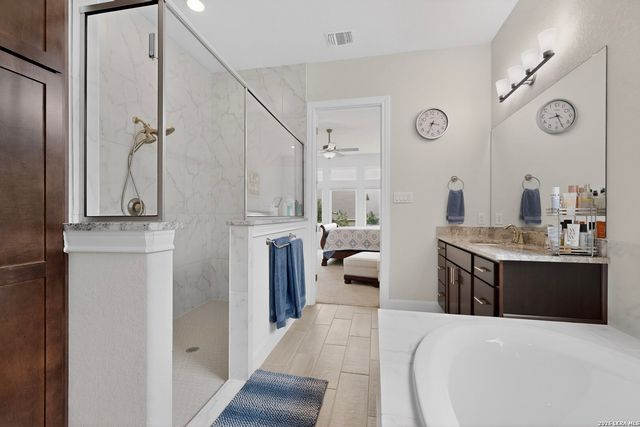 15230 Comanche Mist, San Antonio, TX 78233