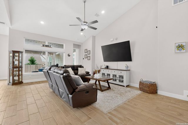 15230 Comanche Mist, San Antonio, TX 78233