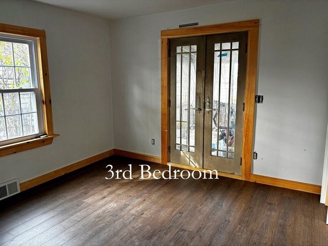 209 Lake Shore Dr, Weymouth, MA 02189