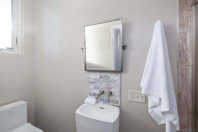 959 Intrepid Ct, Del Mar, CA 92014