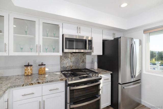 959 Intrepid Ct, Del Mar, CA 92014