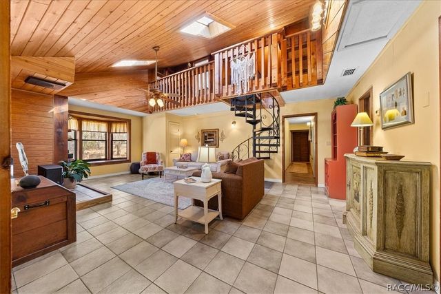 9520 N Holyoak Terrace, Dunnellon, FL 34433