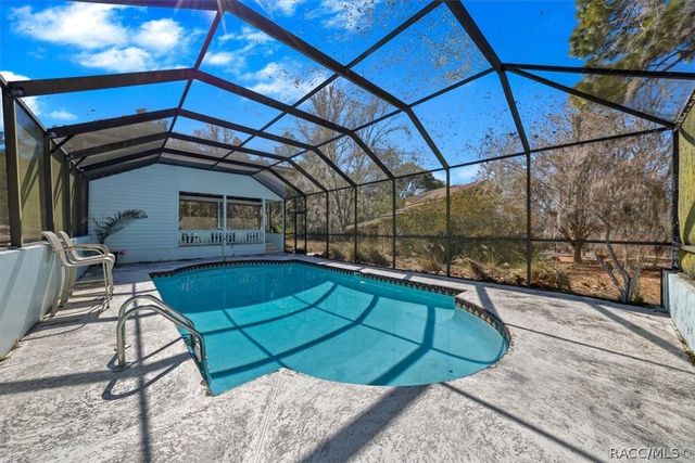 9520 N Holyoak Terrace, Dunnellon, FL 34433