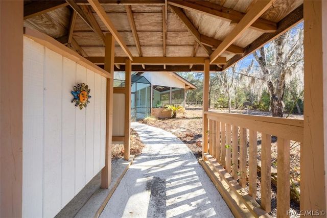 9520 N Holyoak Terrace, Dunnellon, FL 34433