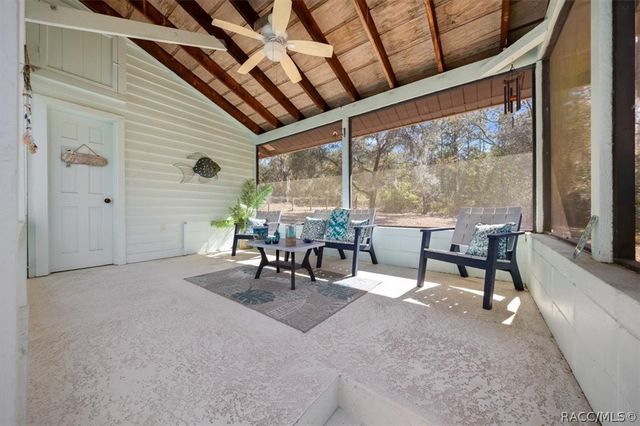 9520 N Holyoak Terrace, Dunnellon, FL 34433