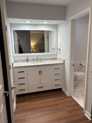 31 Shipyard Dr Apt B5, Hilton Head Island, SC 29928