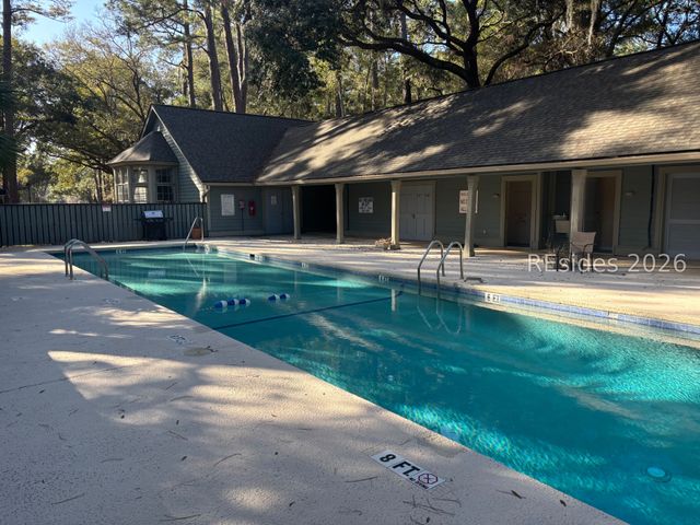 31 Shipyard Dr Apt B5, Hilton Head Island, SC 29928