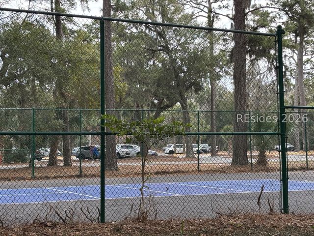 31 Shipyard Dr Apt B5, Hilton Head Island, SC 29928