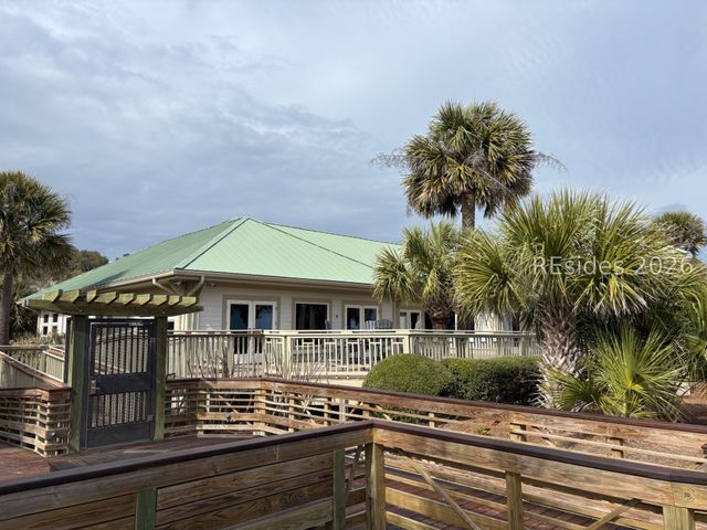 31 Shipyard Dr Apt B5, Hilton Head Island, SC 29928