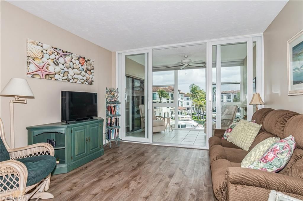 805 River Point DR 202C, NAPLES, FL 34102 — exterior