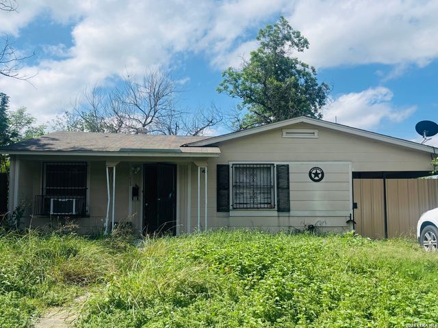 228 SANDRA DR, San Antonio, TX 78223