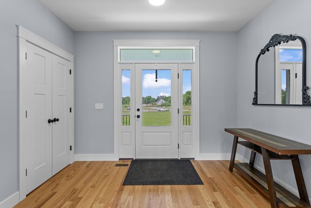 13 Stone Creek Drive, Brentwood, NH 03833