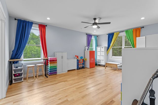 13 Stone Creek Drive, Brentwood, NH 03833