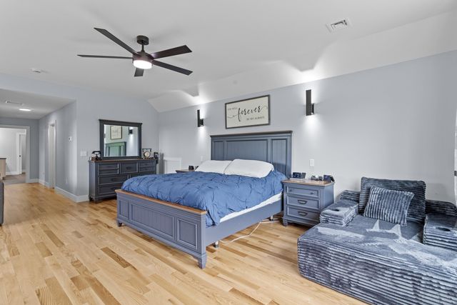 13 Stone Creek Drive, Brentwood, NH 03833