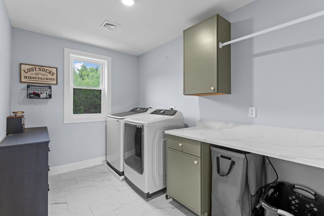 13 Stone Creek Drive, Brentwood, NH 03833