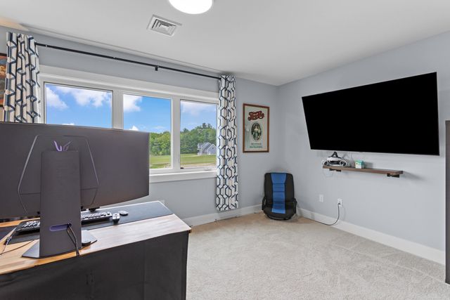 13 Stone Creek Drive, Brentwood, NH 03833