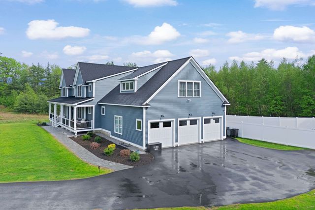 13 Stone Creek Drive, Brentwood, NH 03833