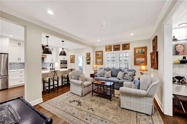 36 Pointe Terrace SE, Atlanta, GA 30339