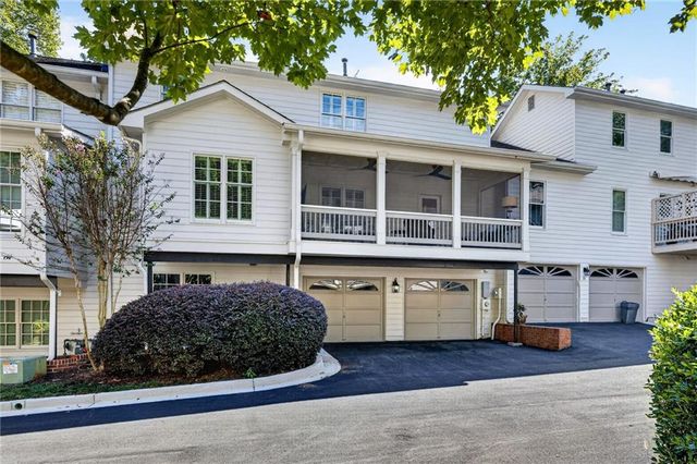 36 Pointe Terrace SE, Atlanta, GA 30339