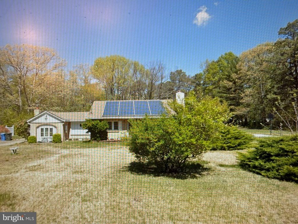 225 E STANGER AVE, GLASSBORO, NJ 08028 — exterior